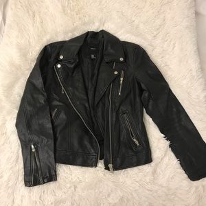 FOREVER 21 FAUX LEATHER JACKET